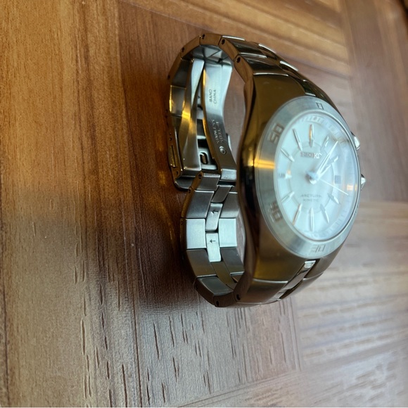 Seiko Kinetic Arctura - Picture 3 of 8